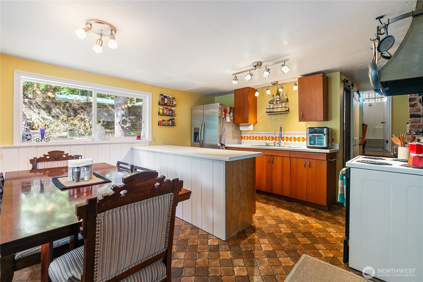 9244 Black Mountain Lane Property Photo 8