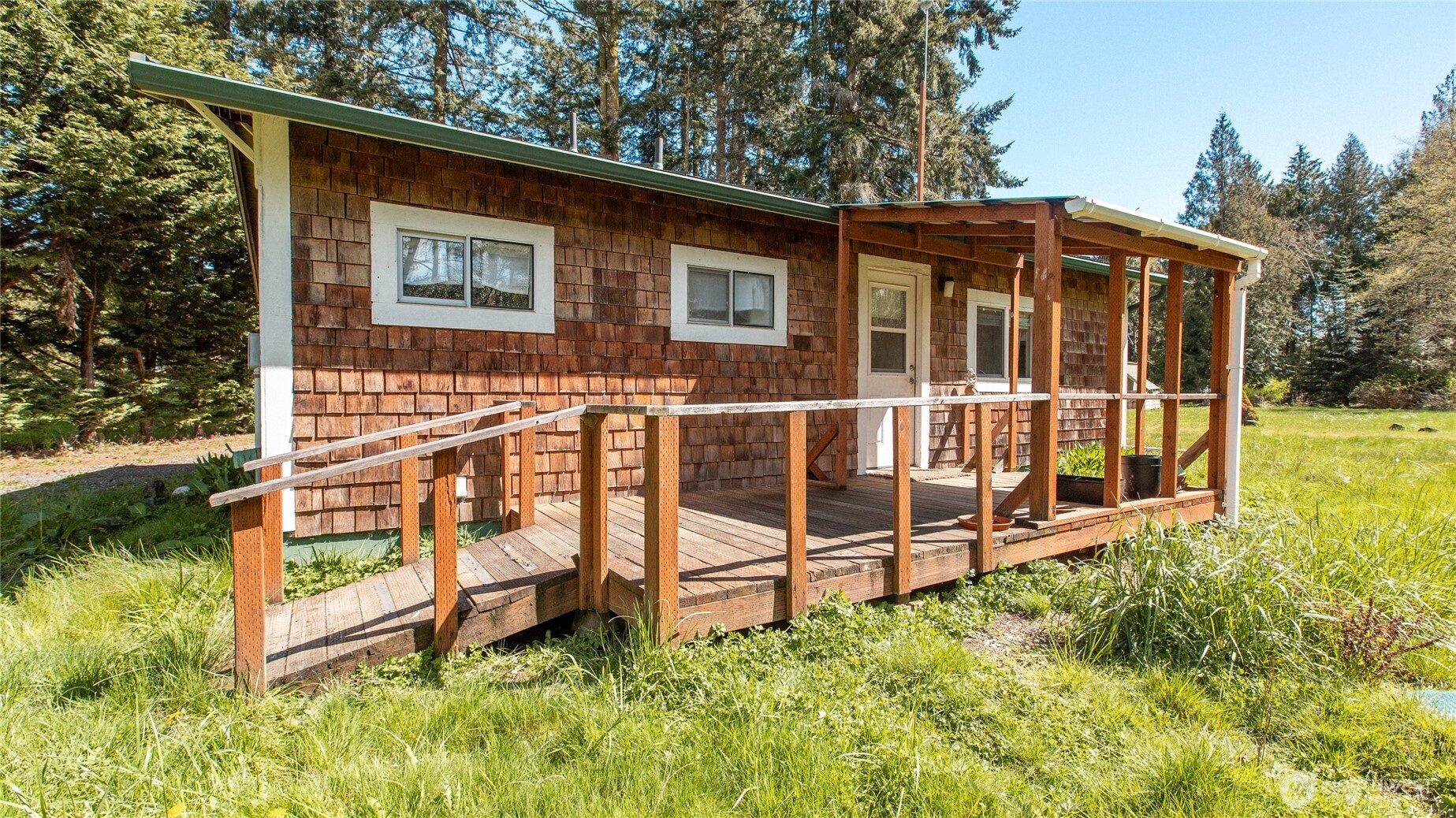 11968 Airport Cutoff Road Property Photo 4
