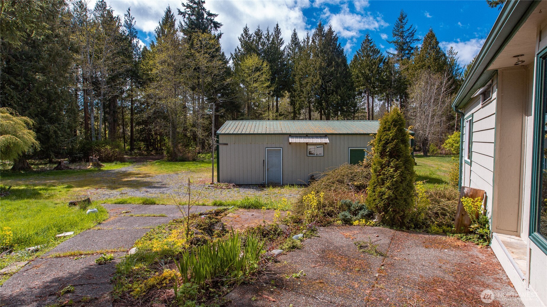 11968 Airport Cutoff Road Property Photo 16