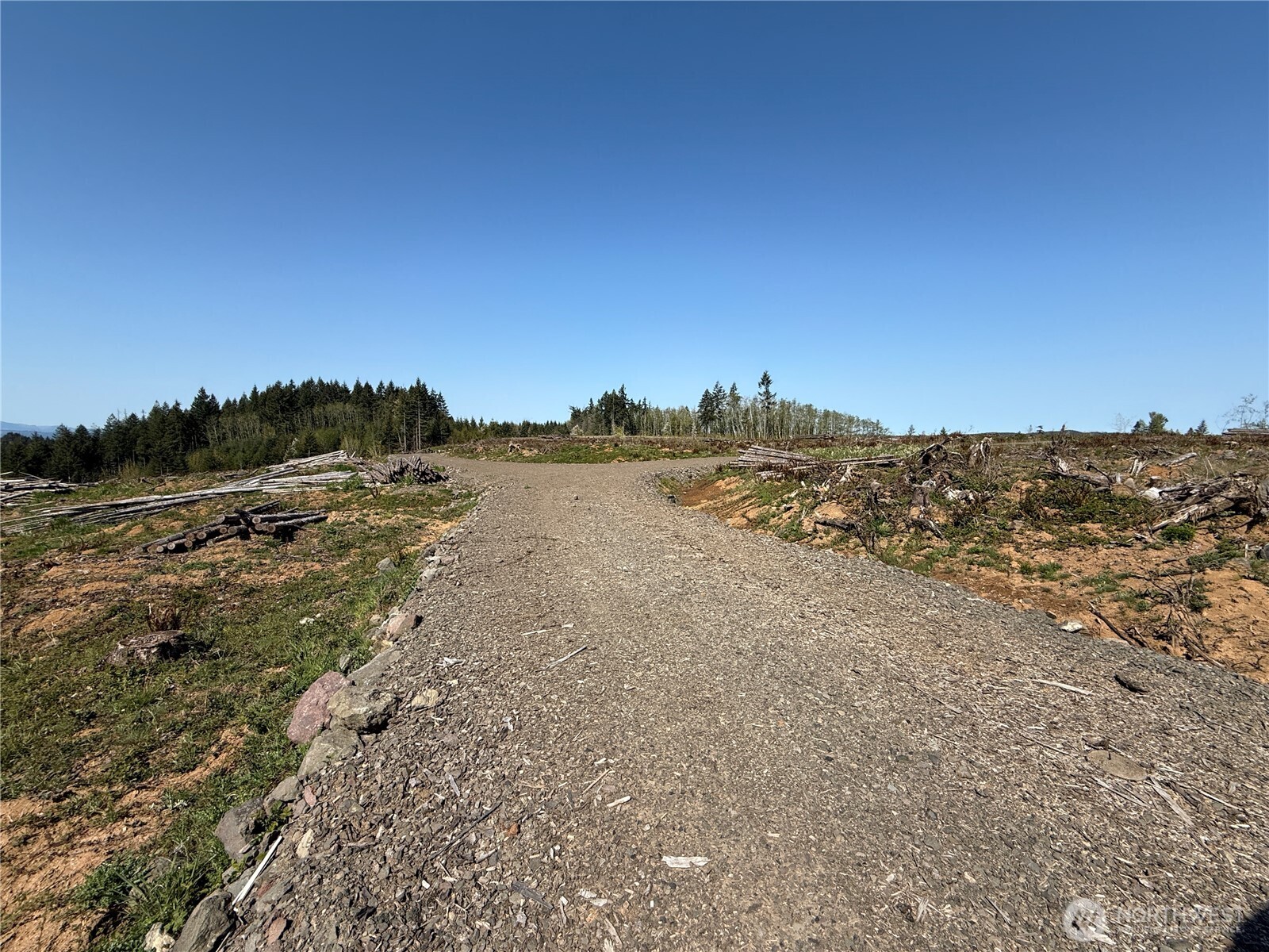 7 Xx Centralia Alpha Road Property Photo 1
