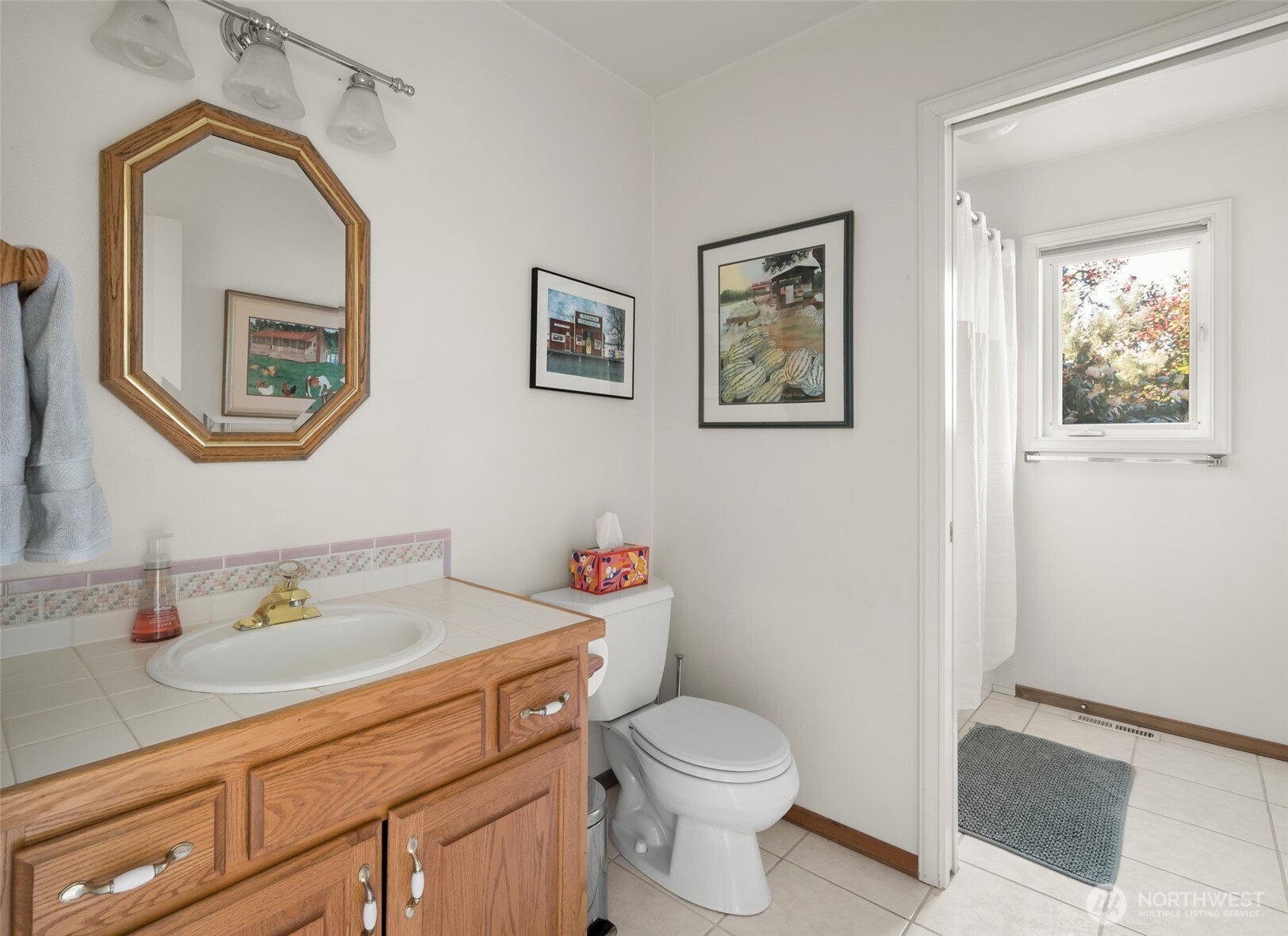 1889 West Beach Road Property Photo 10
