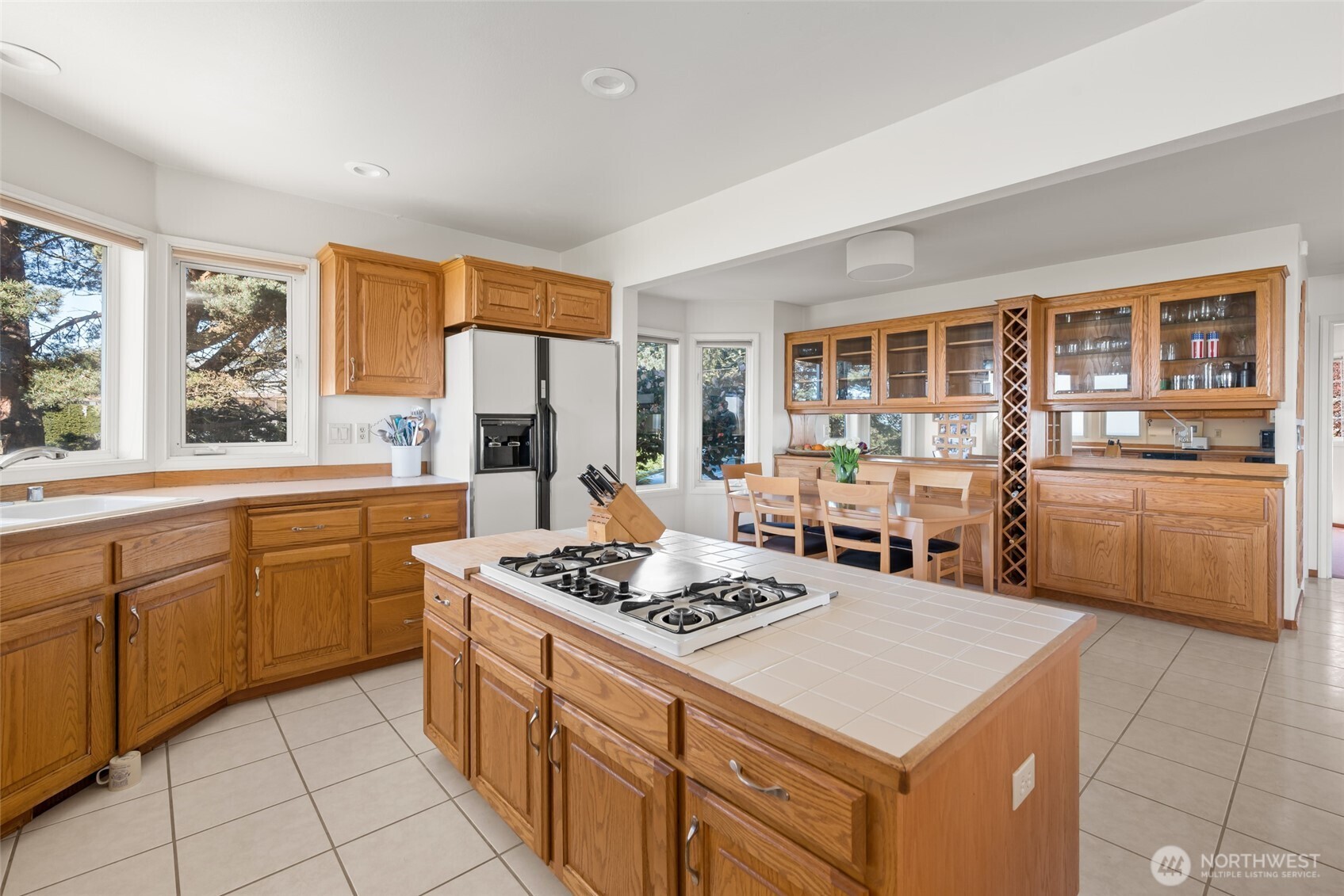 1889 West Beach Road Property Photo 34