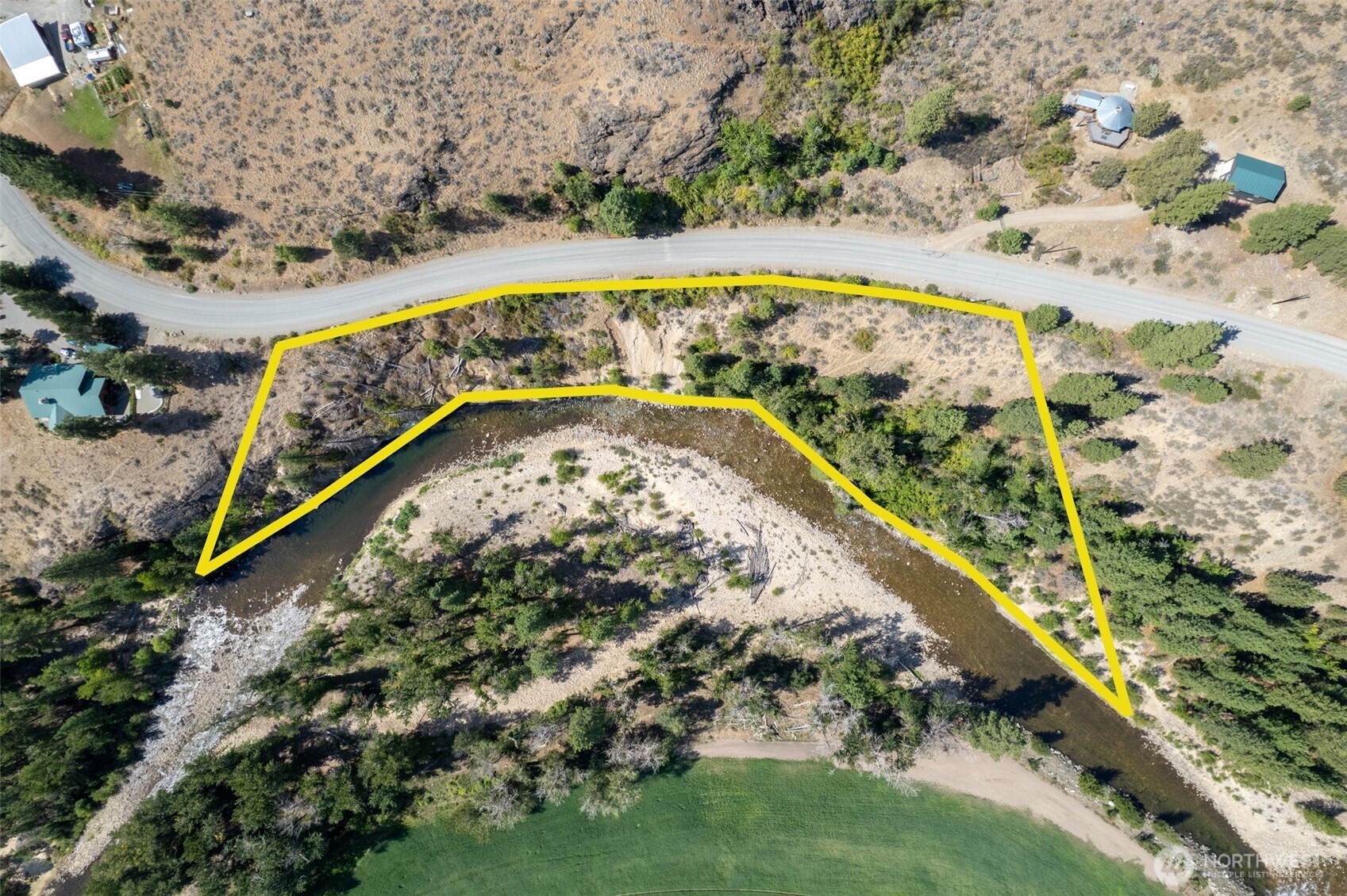 600 West Chewuch Road Property Photo 14