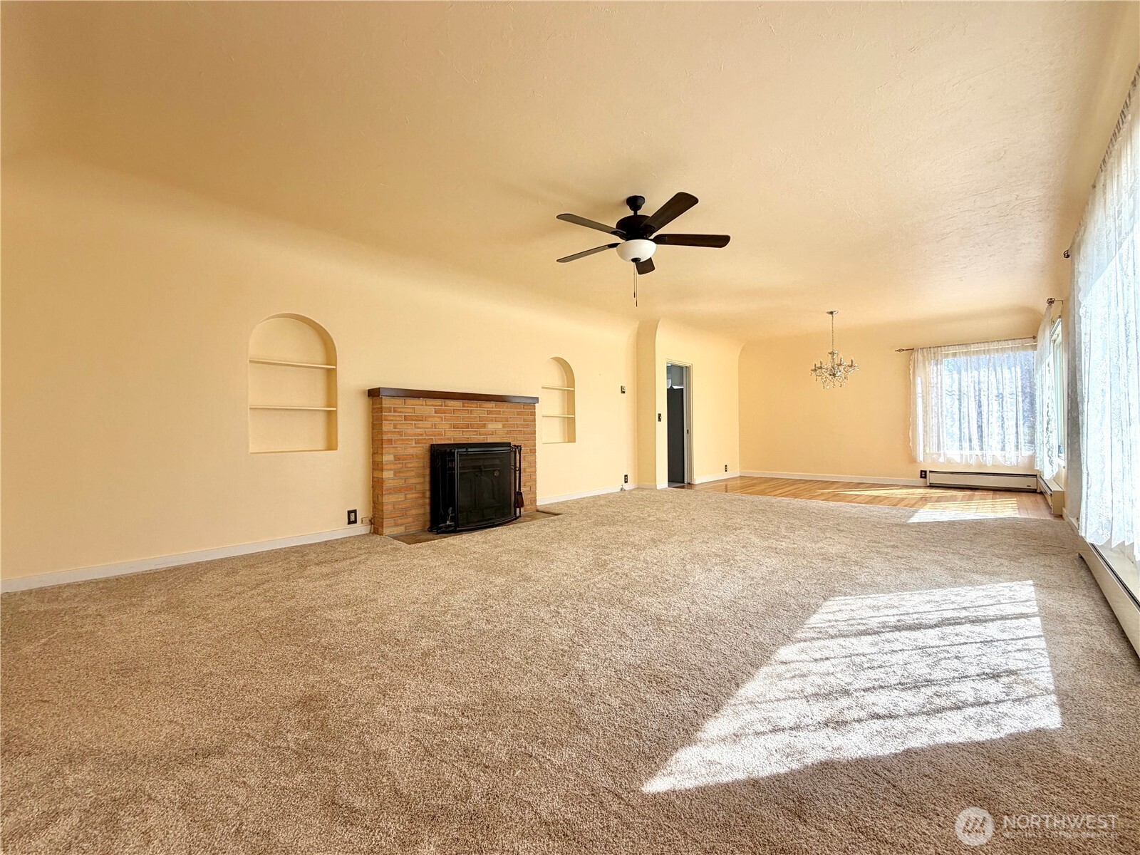 31644 Hwy 97 Property Photo 4