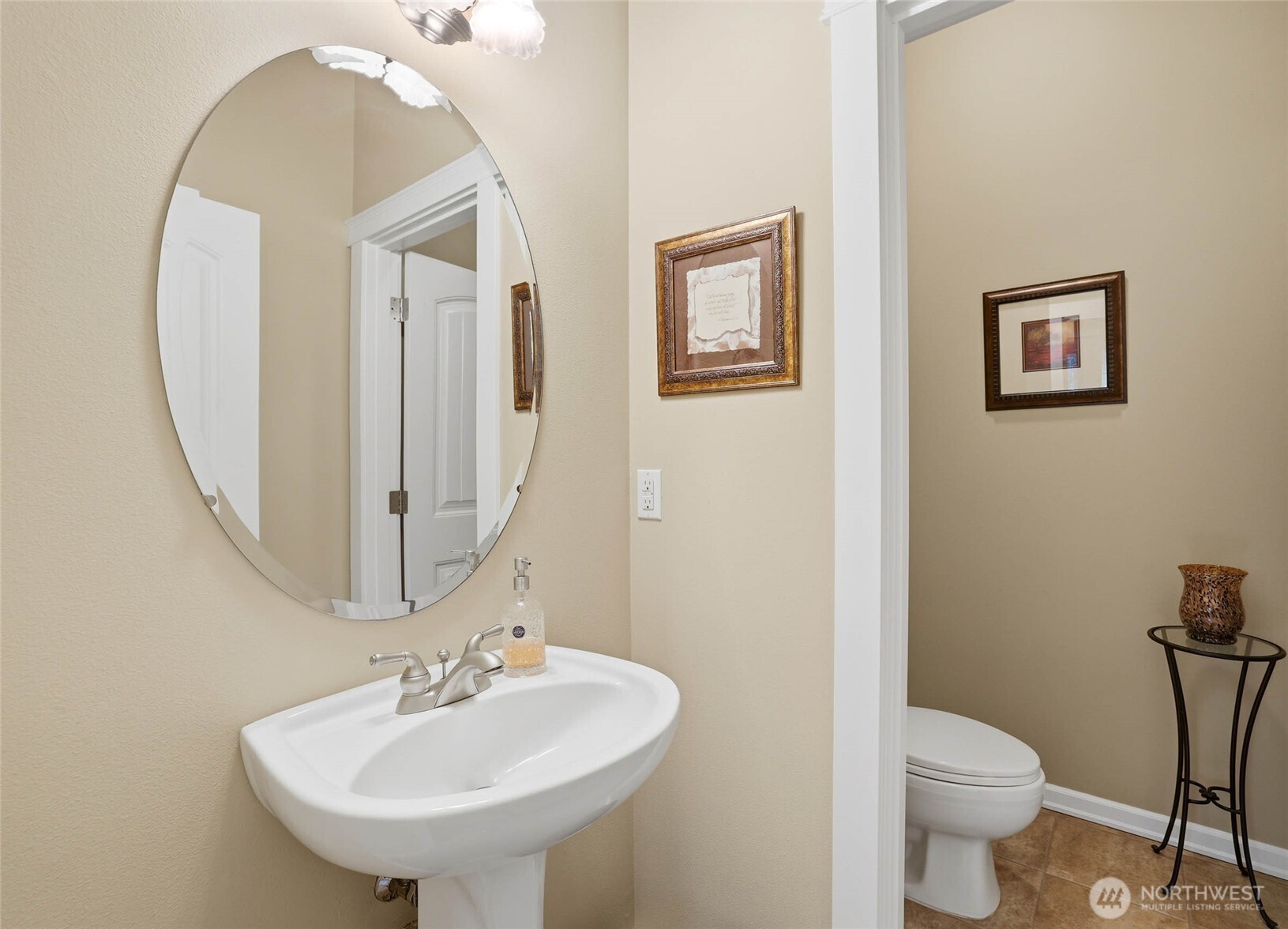 8808 82nd Lane Property Photo 8