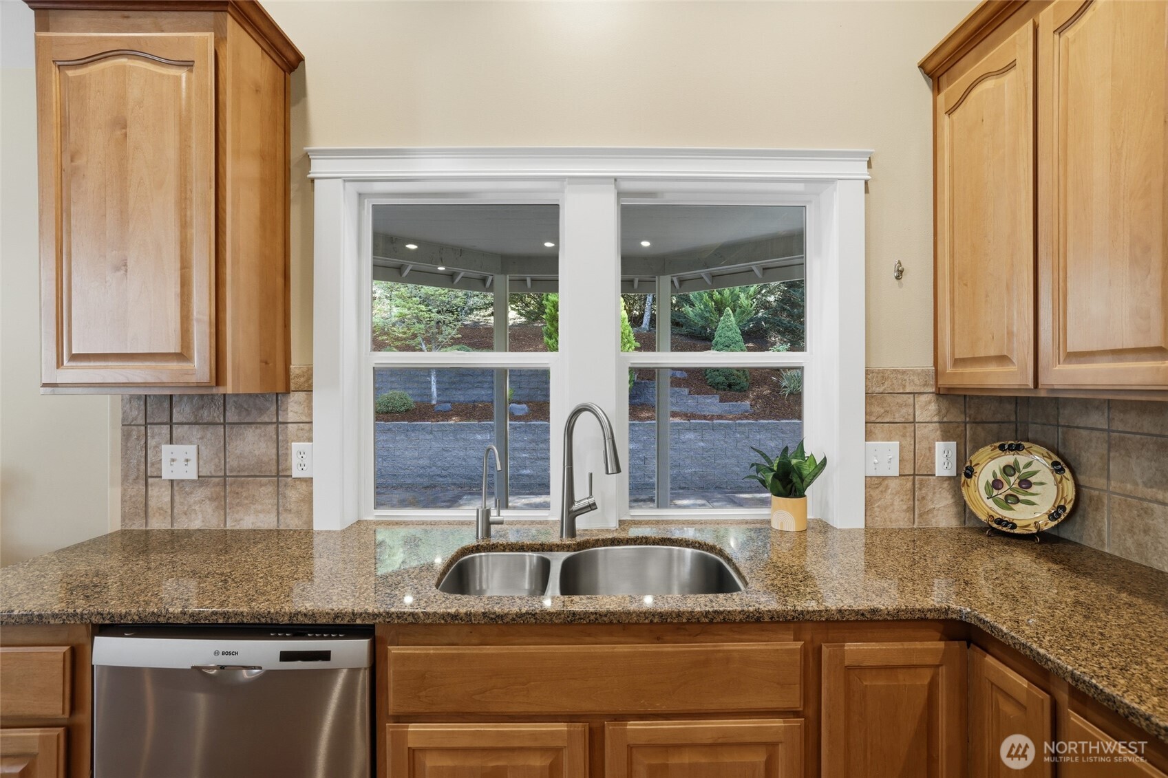 8808 82nd Lane Property Photo 14