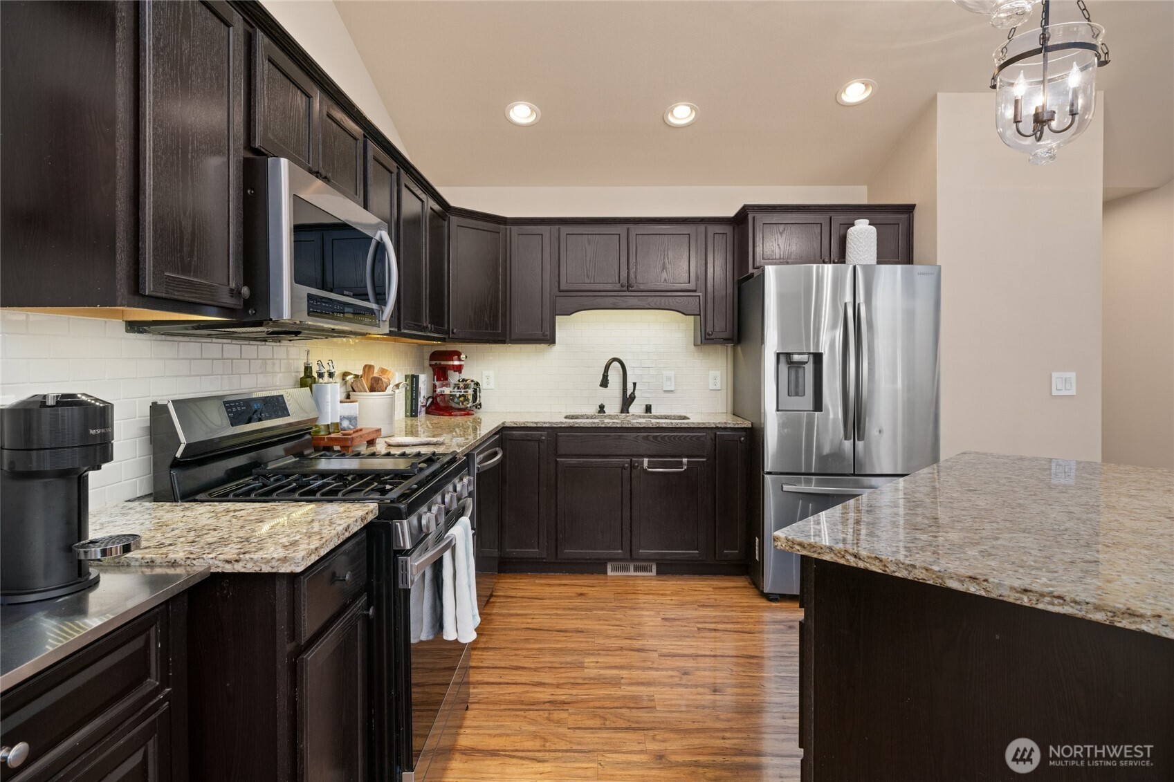5383 Coastal Loop Property Photo 8