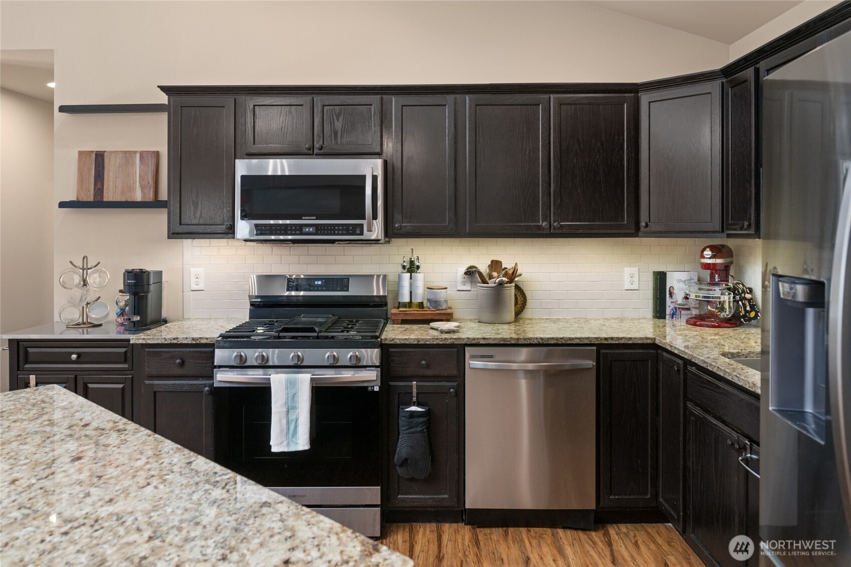 5383 Coastal Loop Property Photo 10