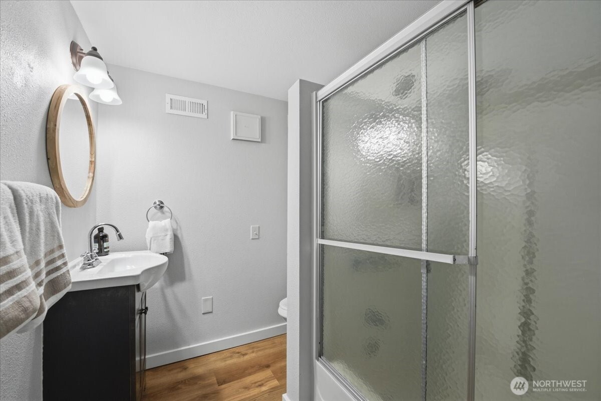 104 Mirage Lane Property Photo 26