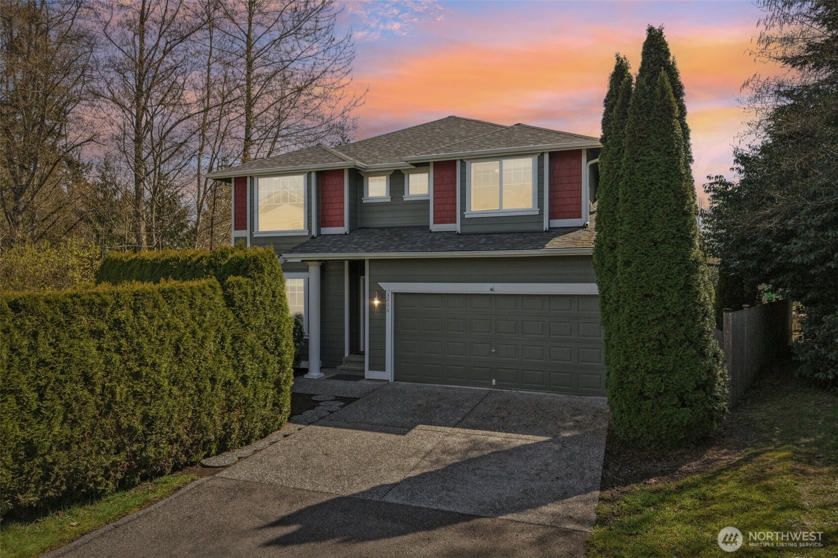 3206 96th Pl Property Photo 1