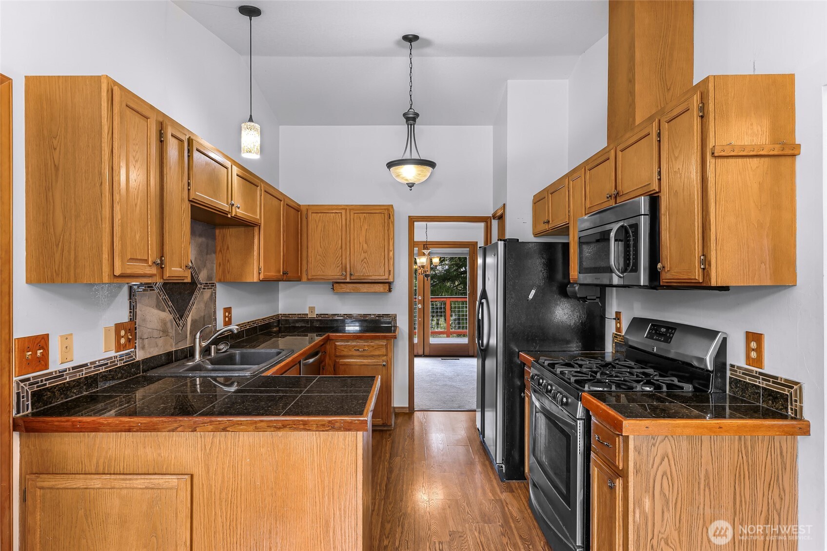 1356 Welling Rd Property Photo 16