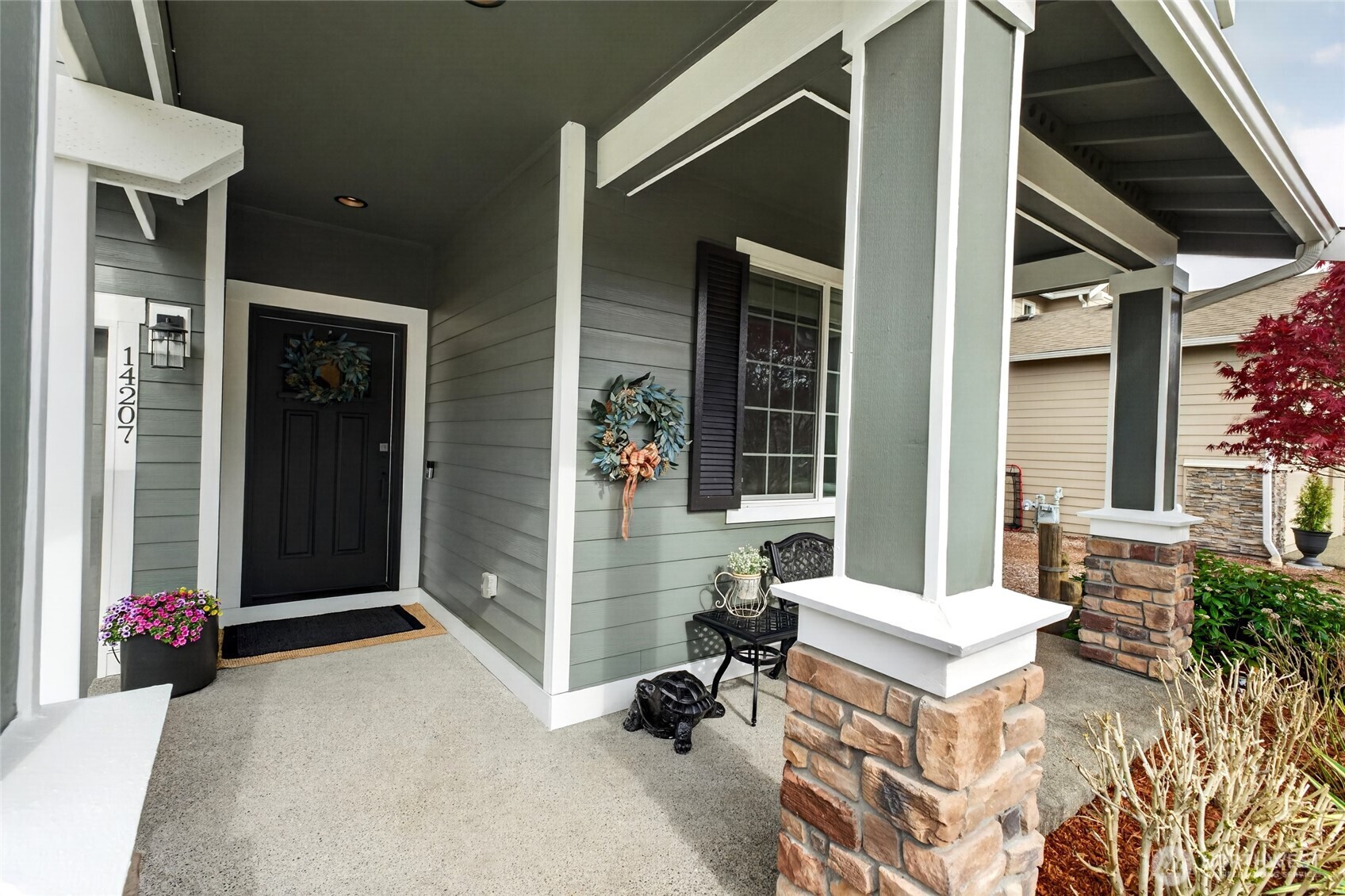 14207 Overlook Drive Property Photo 3