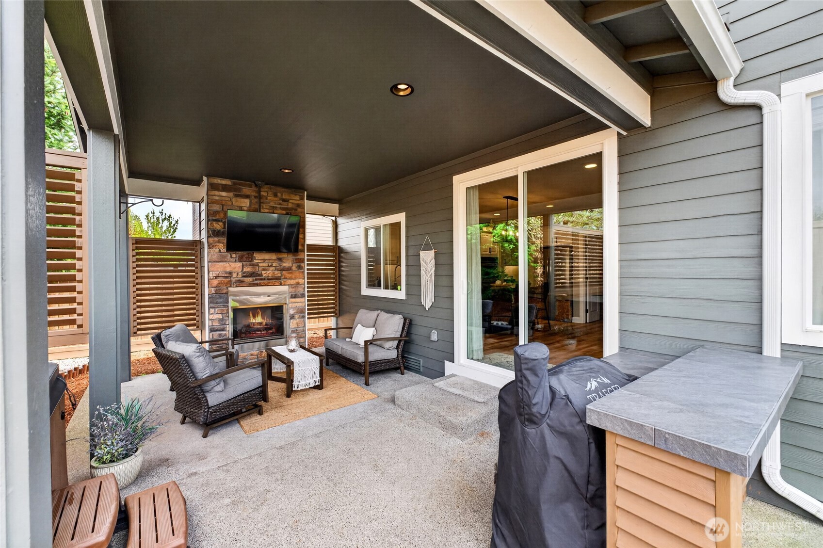 14207 Overlook Drive Property Photo 36