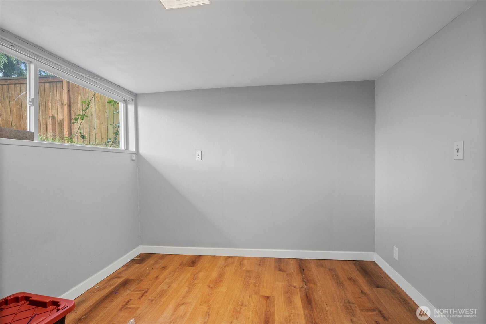 934 N 100th Street Property Photo 18