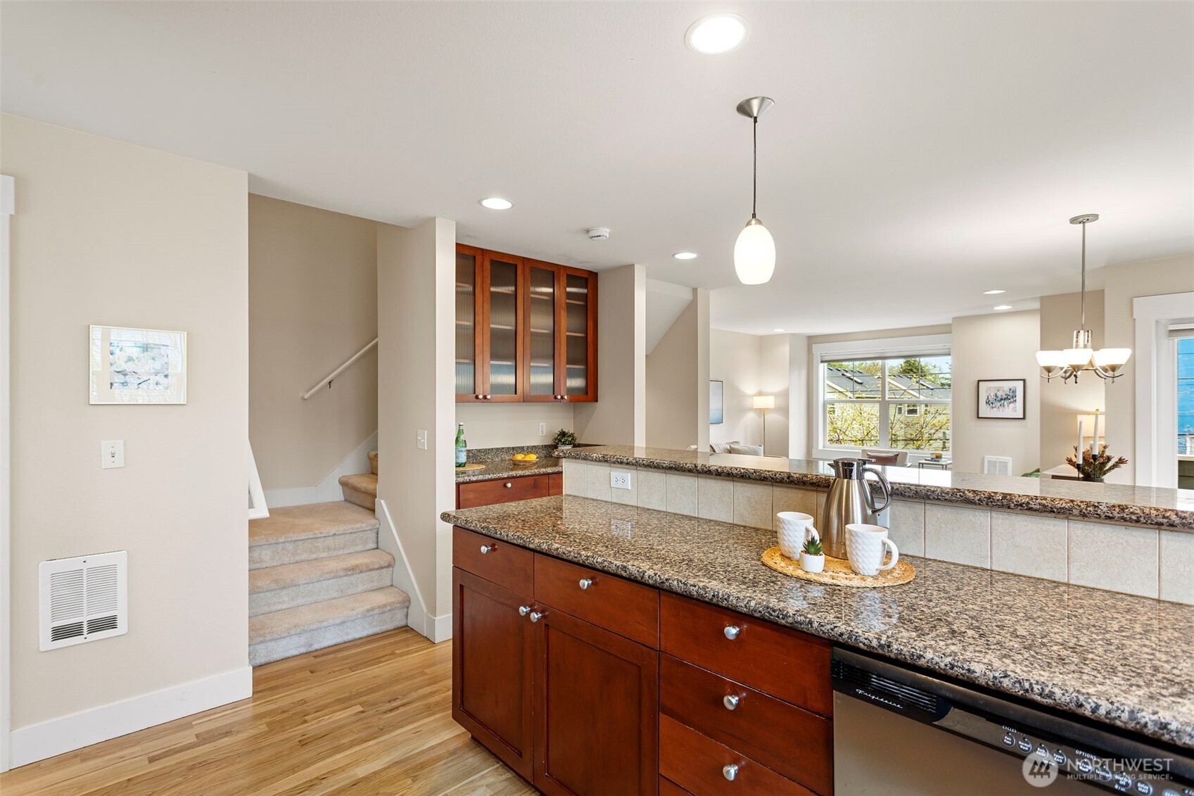 9501 Interlake Avenue Property Photo 13