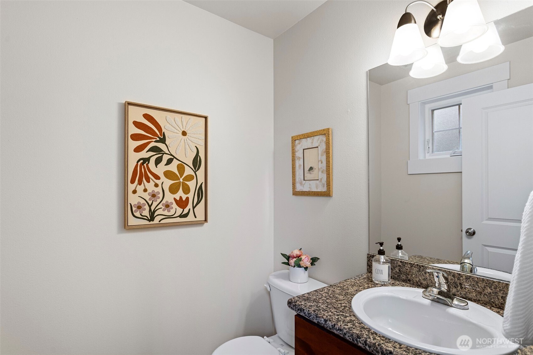 9501 Interlake Avenue Property Photo 15