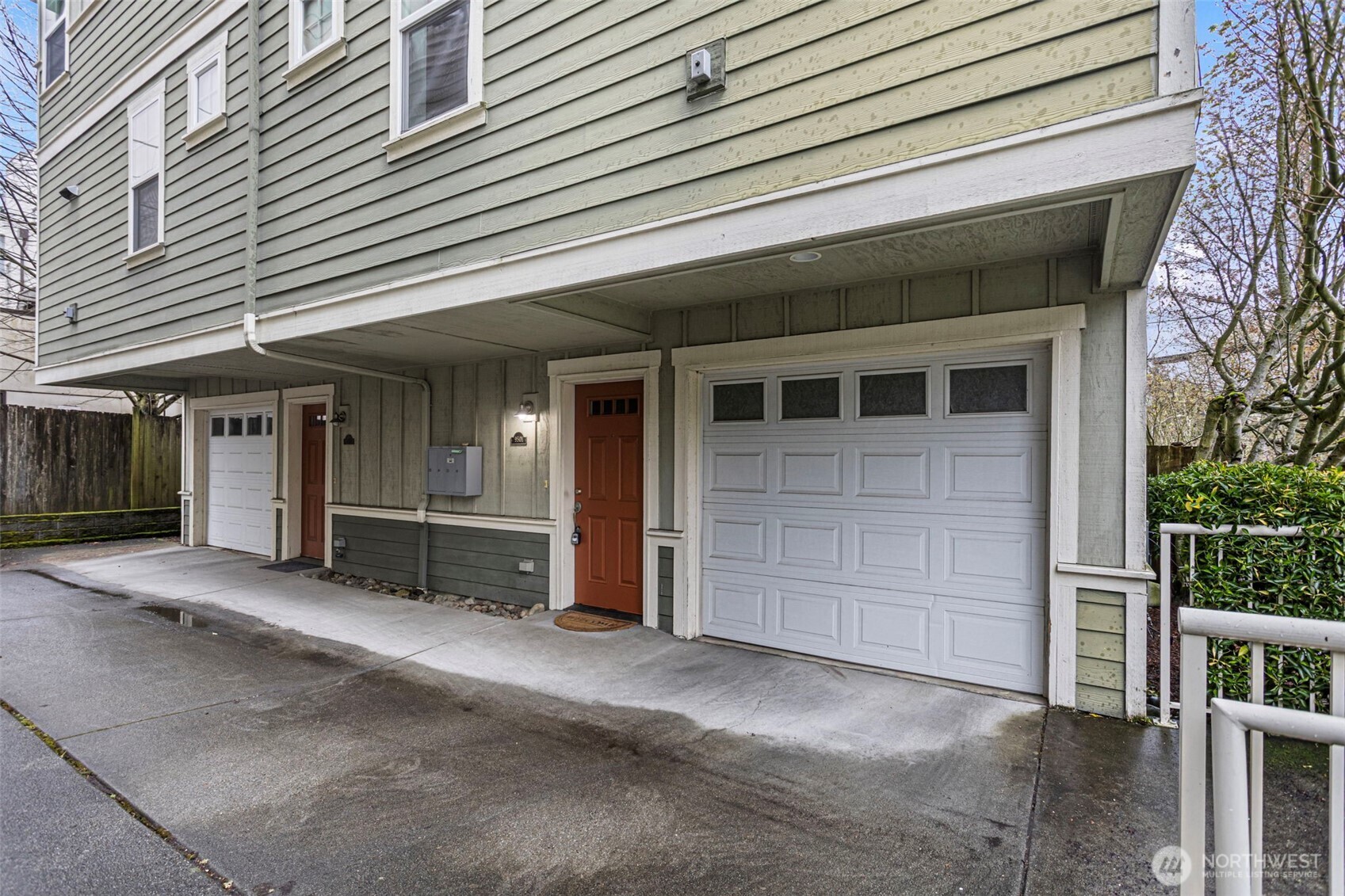 9501 Interlake Avenue Property Photo 32