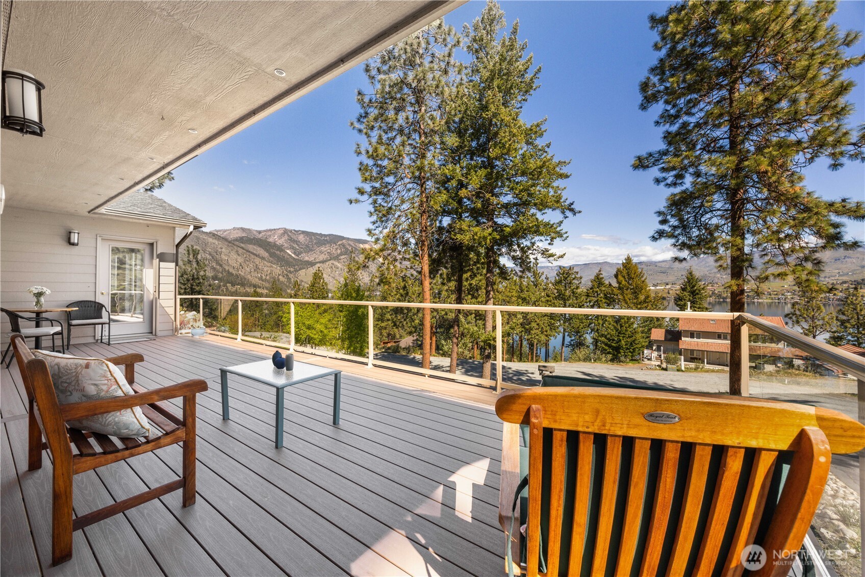 7379 Ridgeview Drive Property Photo 13