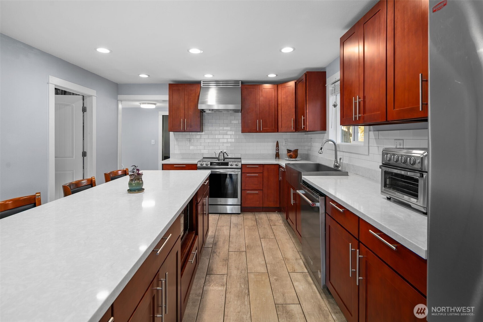 10285 Ski Hill Drive Property Photo 11