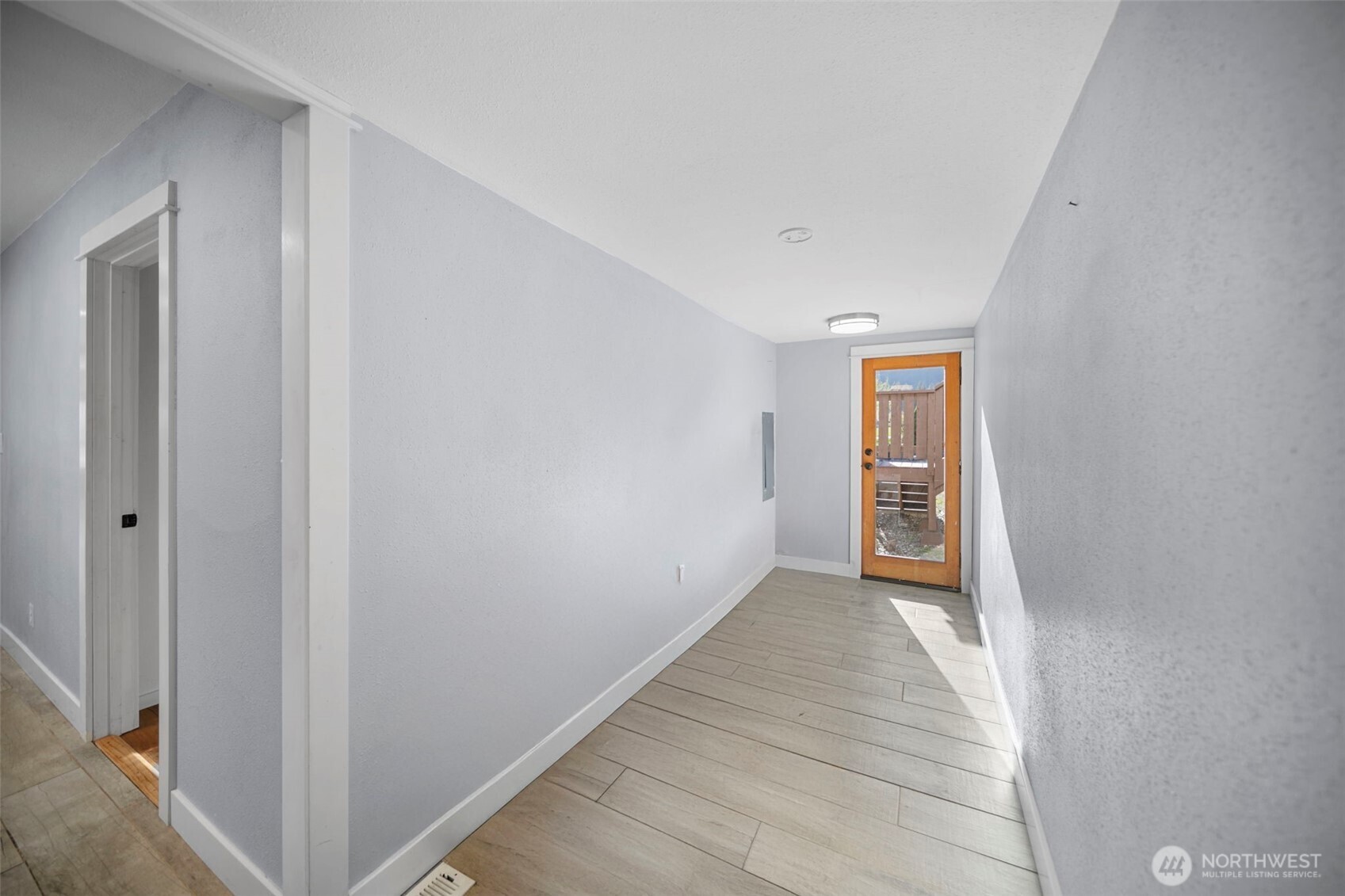 10285 Ski Hill Drive Property Photo 15