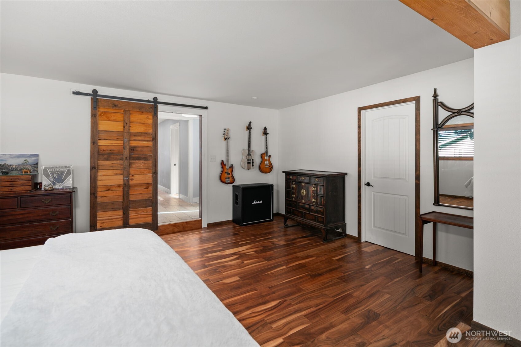 10285 Ski Hill Drive Property Photo 21