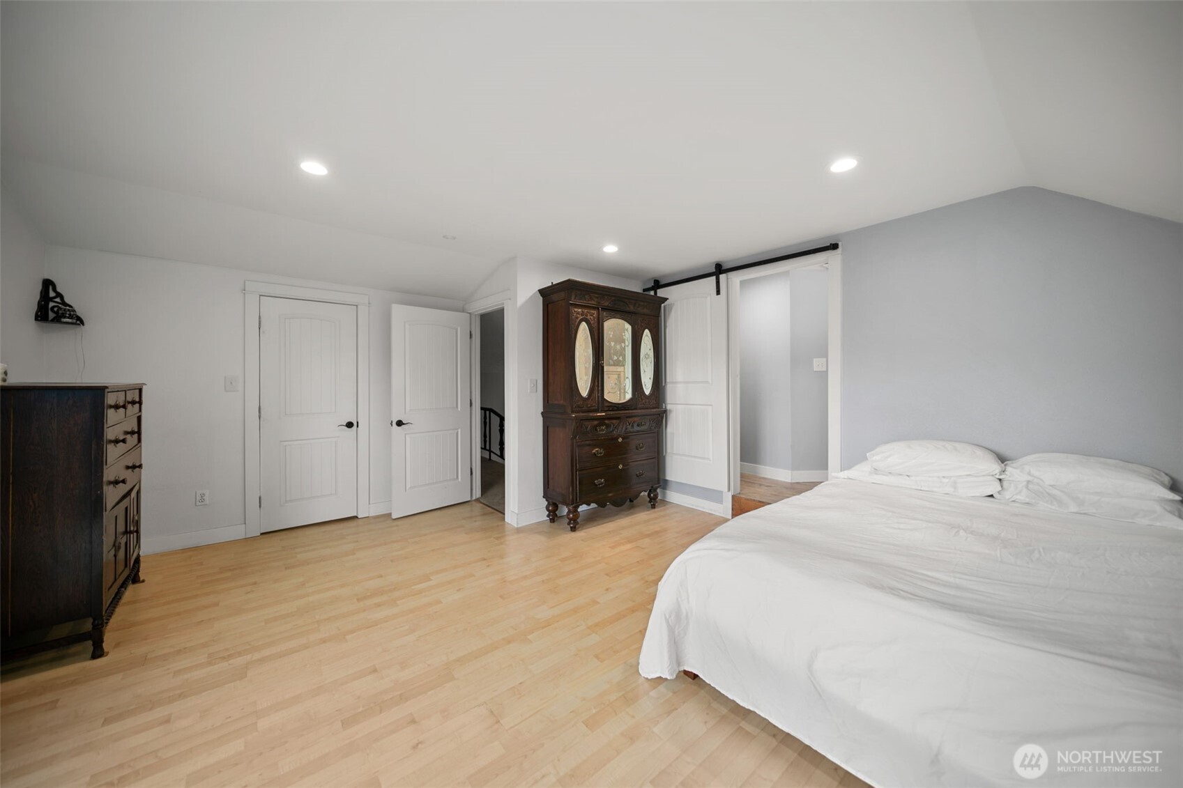 10285 Ski Hill Drive Property Photo 26
