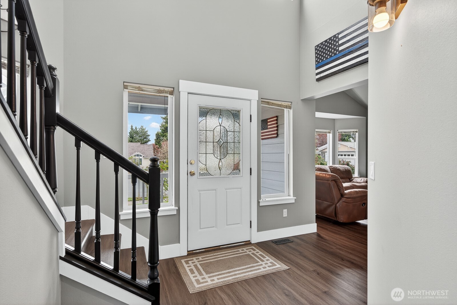 2215 37th Court Property Photo 4