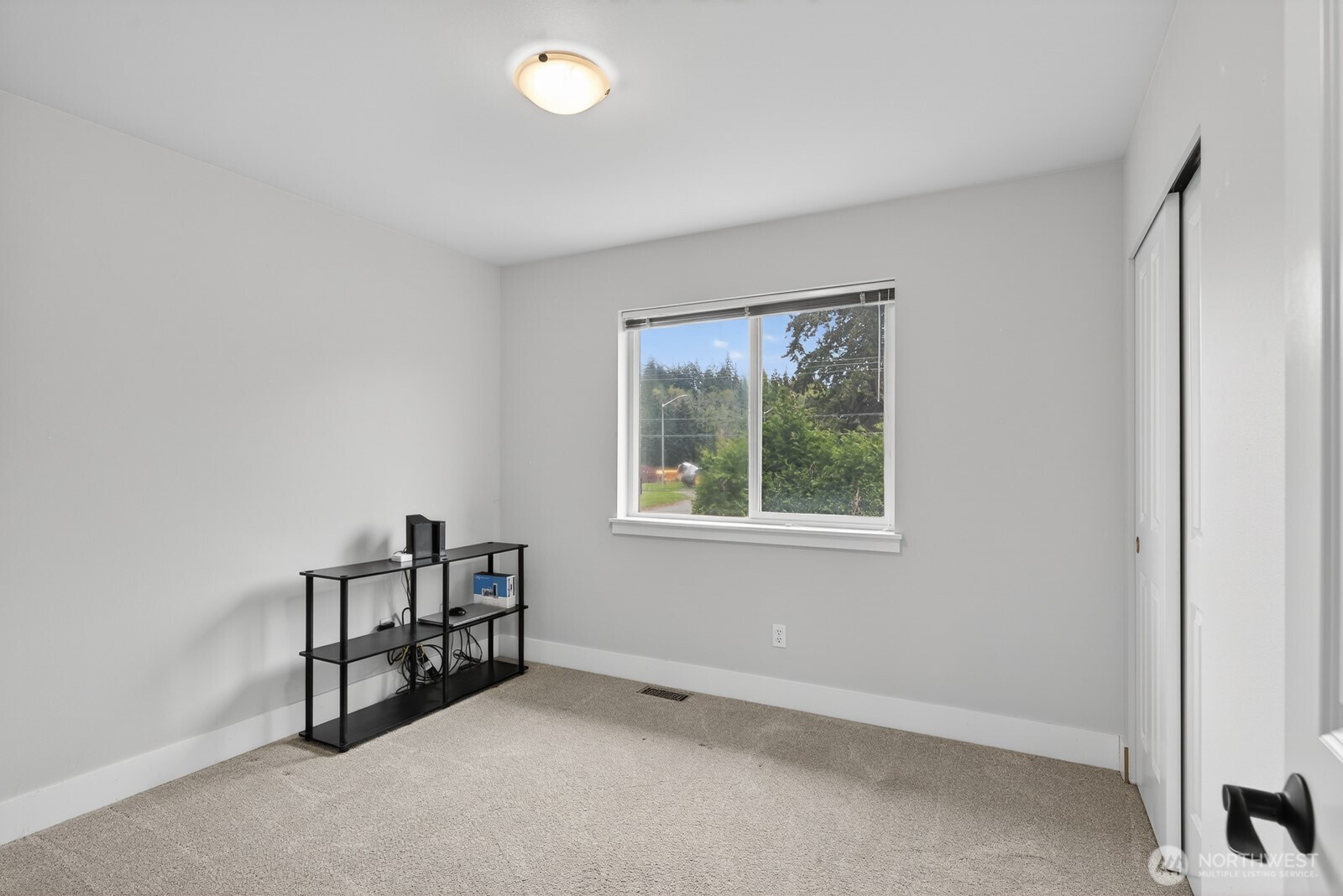 2215 37th Court Property Photo 28
