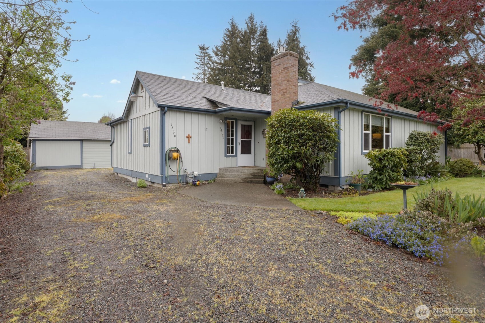 15120 Elm Street Property Photo 2