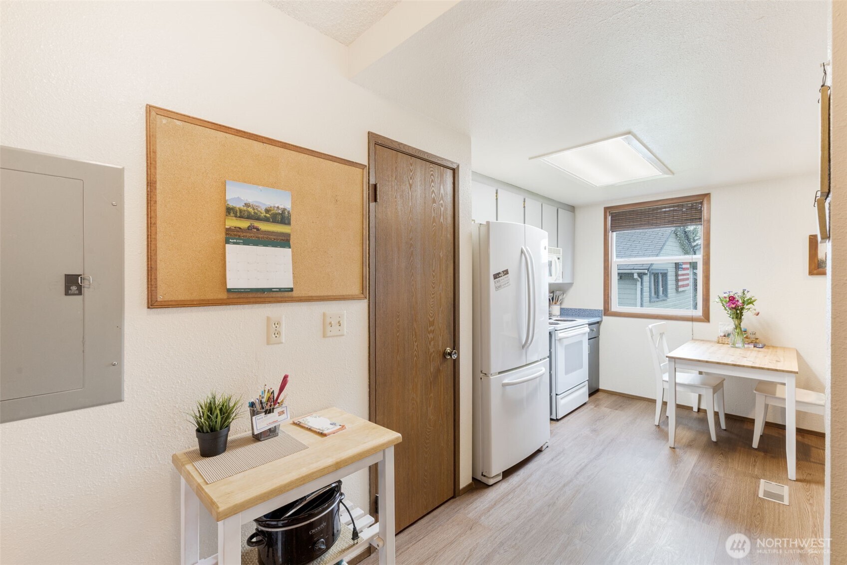 15120 Elm Street Property Photo 10