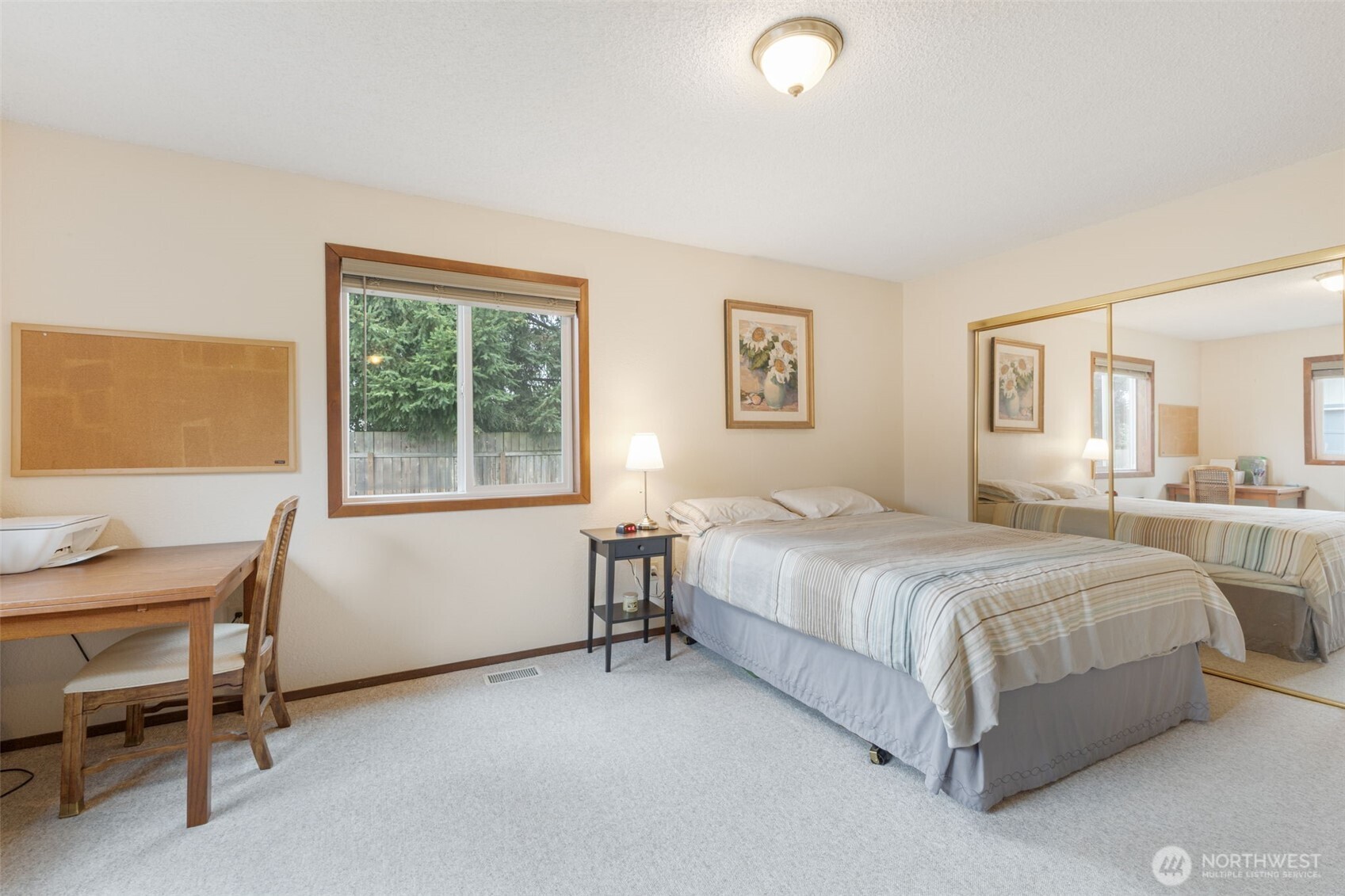15120 Elm Street Property Photo 15
