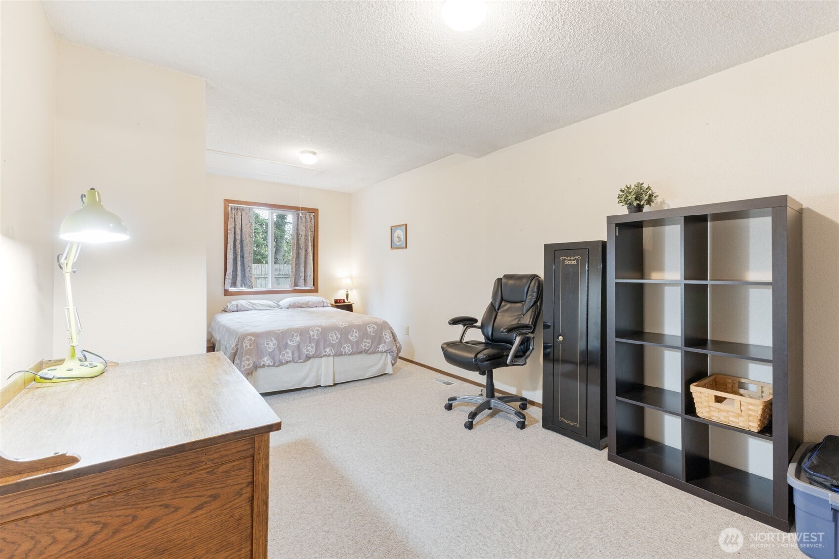15120 Elm Street Property Photo 20