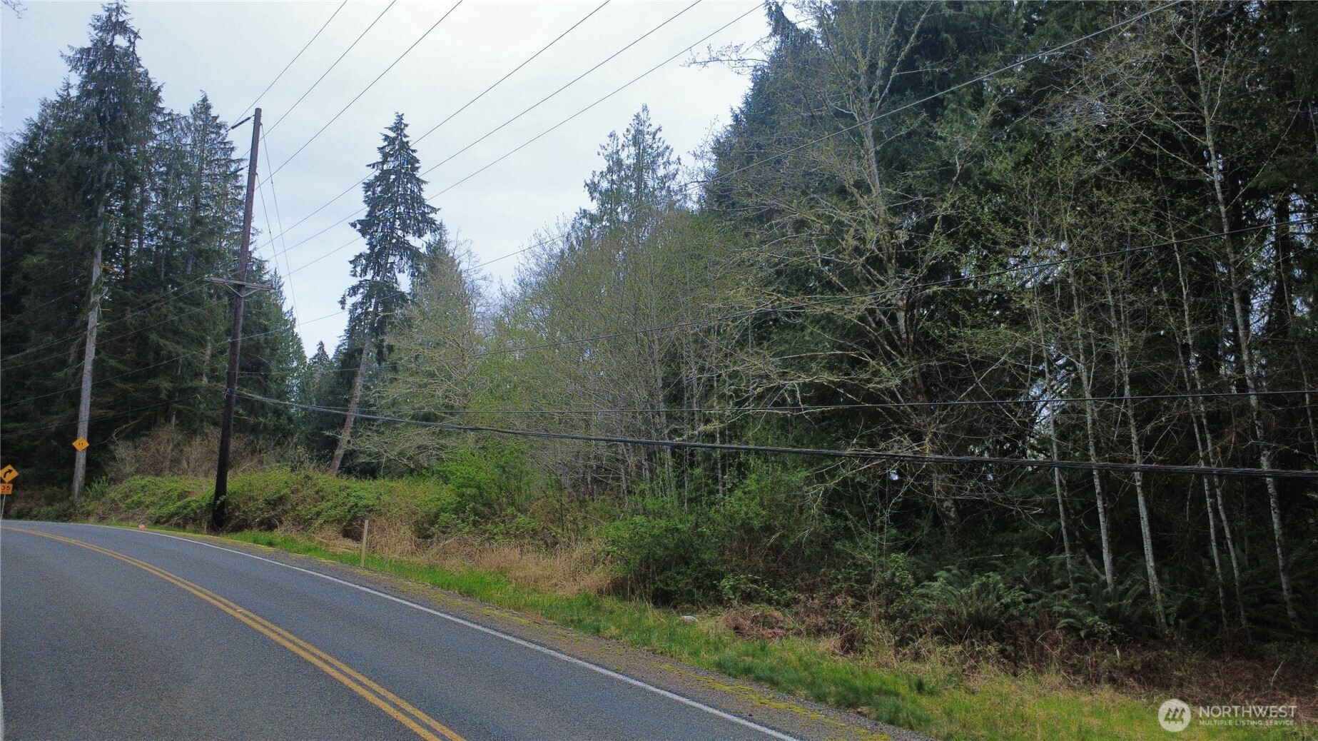 2059 E Hoquiam Road Property Photo 2