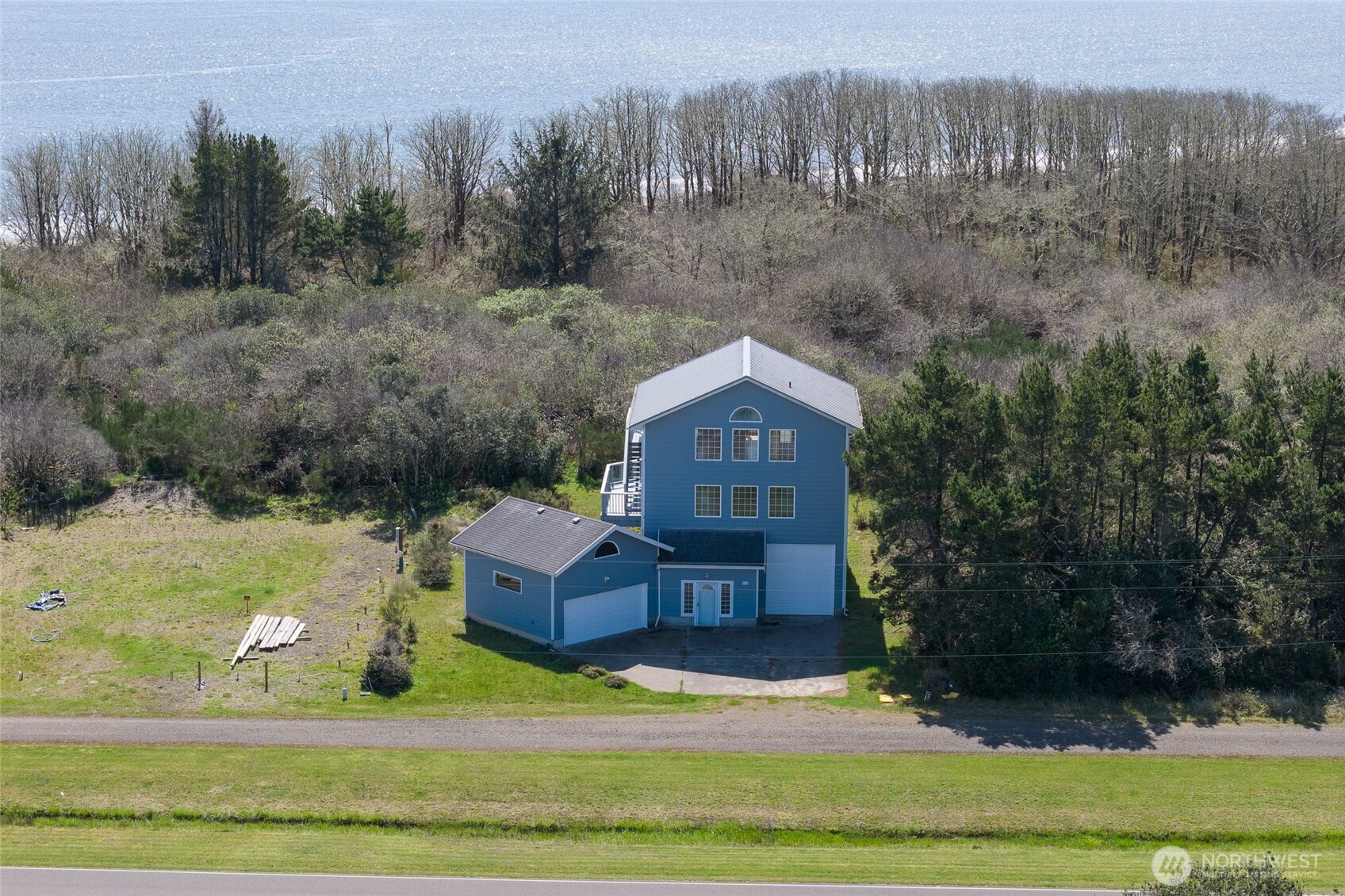 171 Marine View Drive Property Photo 1