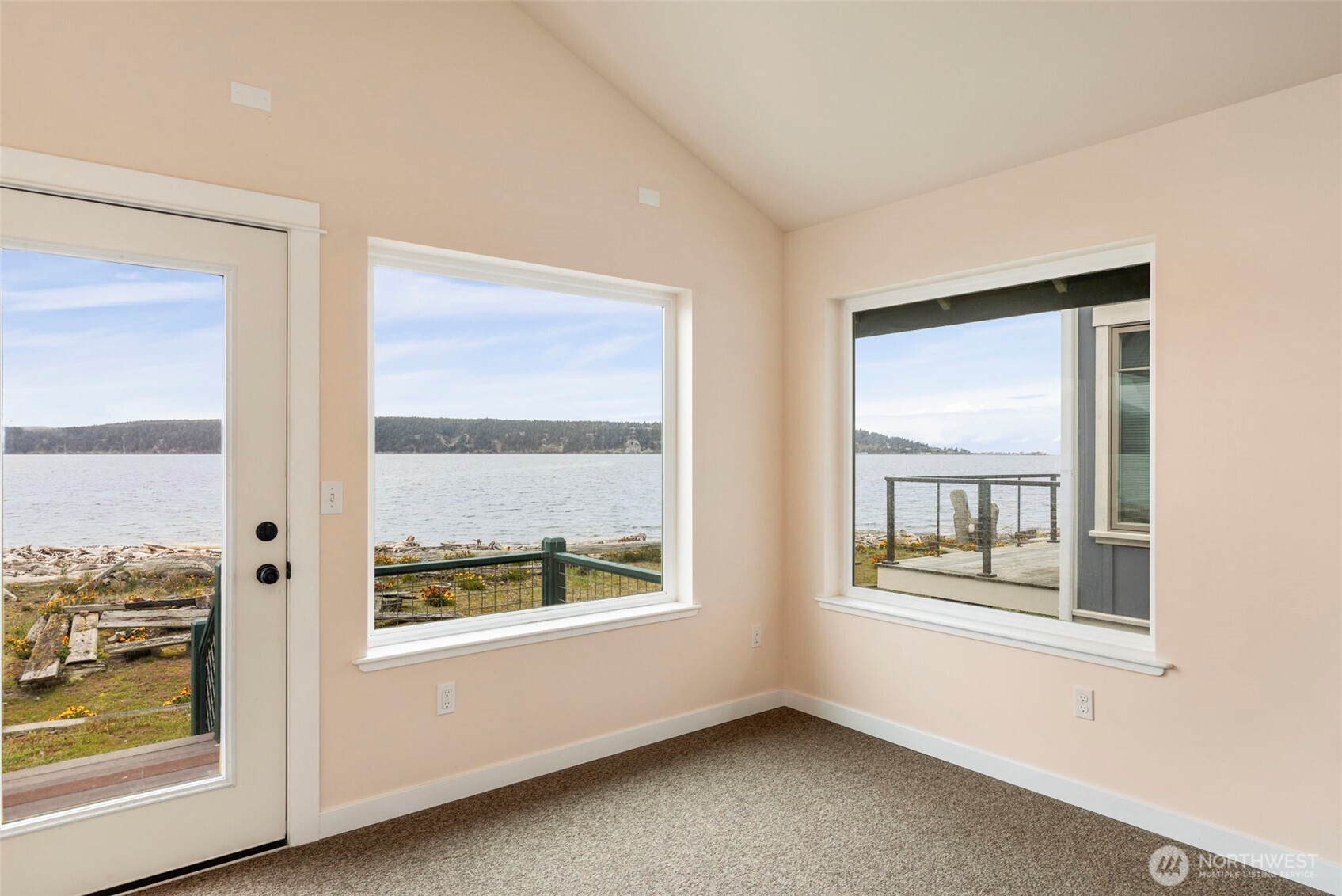 840 Beckett Point Road Property Photo 10