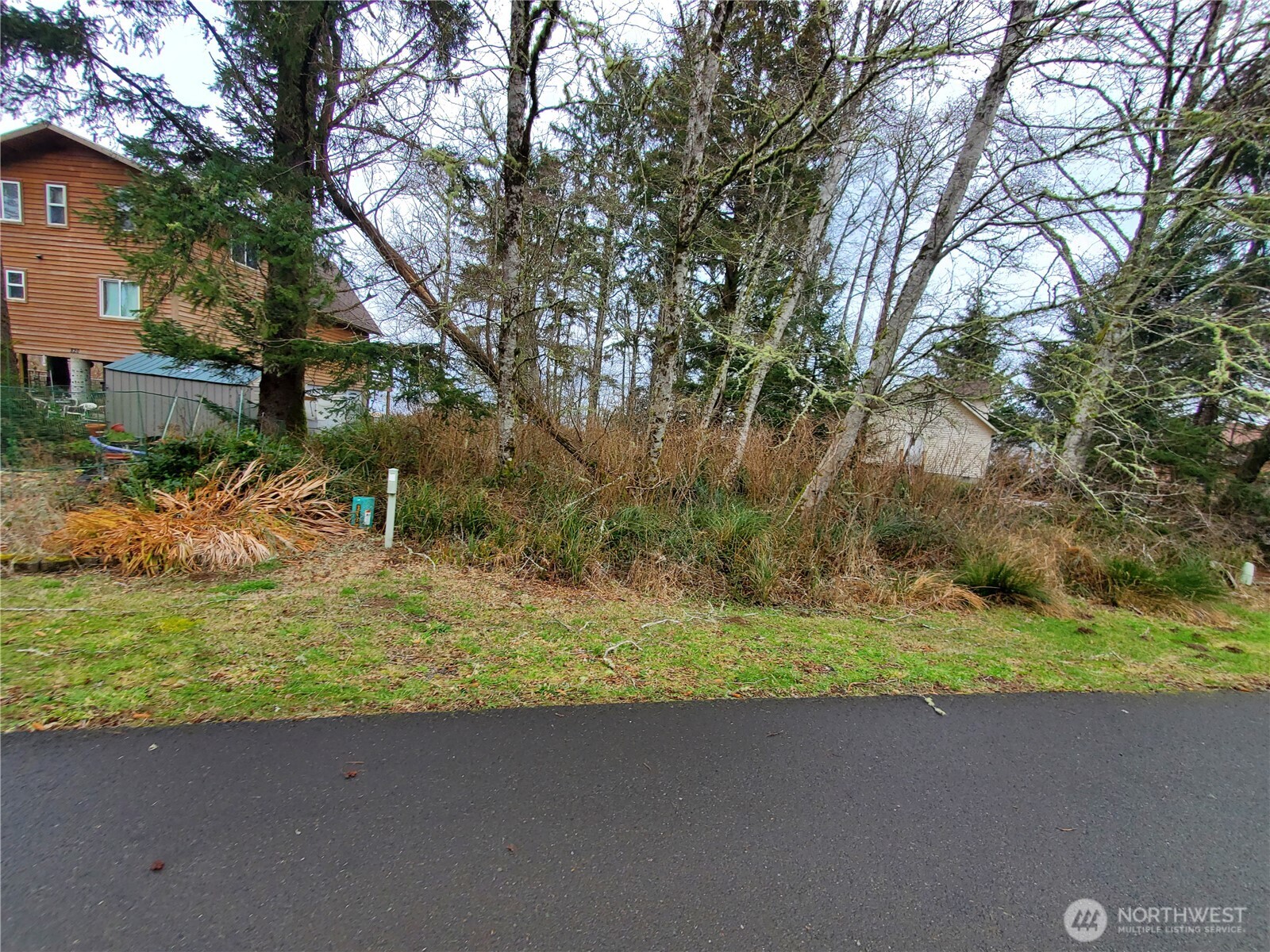 816 Duck Lake Drive Property Photo 12