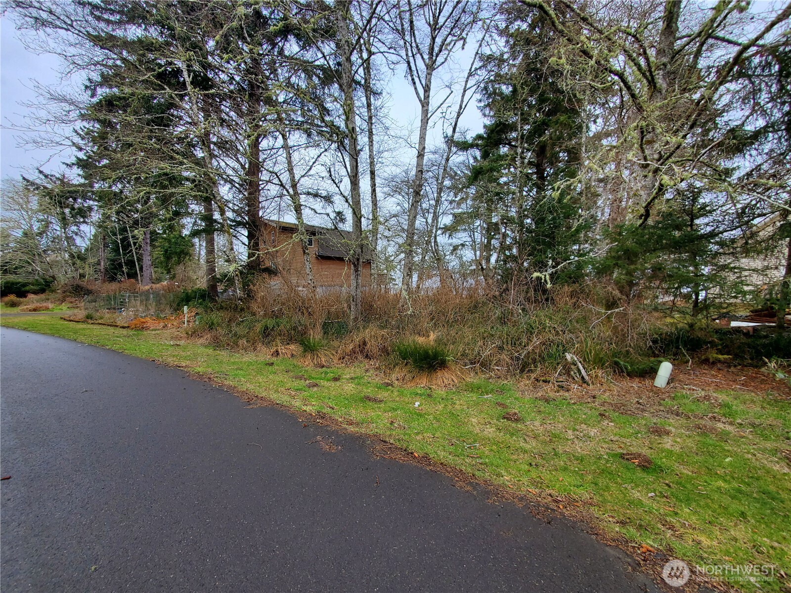 816 Duck Lake Drive Property Photo 15