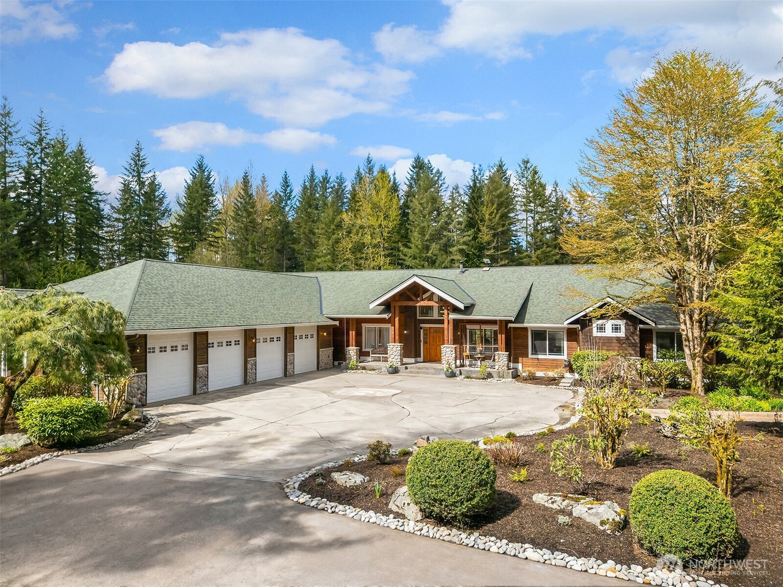 7828 Tolt Highlands Road Property Photo 1