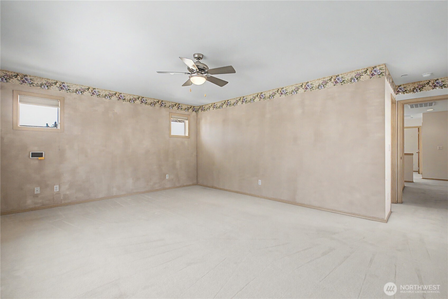 1242 Griggs Street Property Photo 4