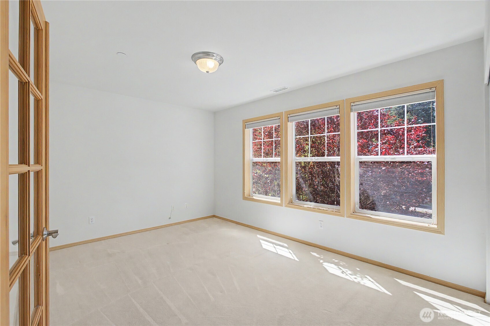 1242 Griggs Street Property Photo 10