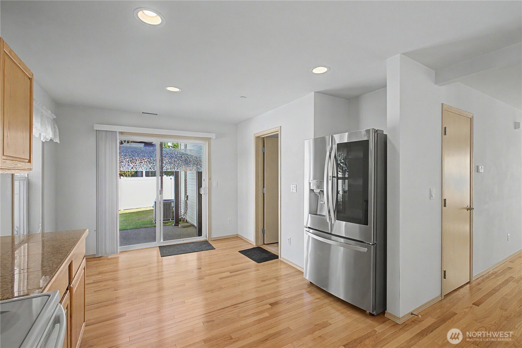1242 Griggs Street Property Photo 12