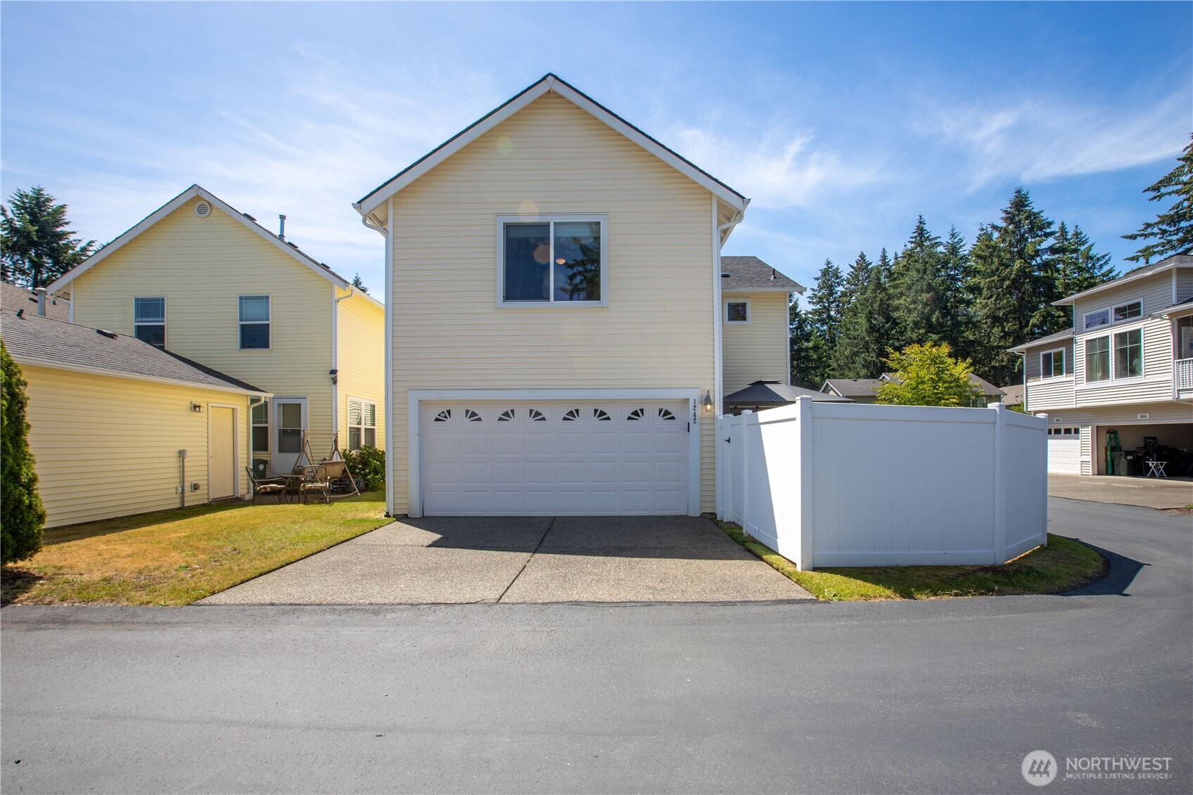 1242 Griggs Street Property Photo 17