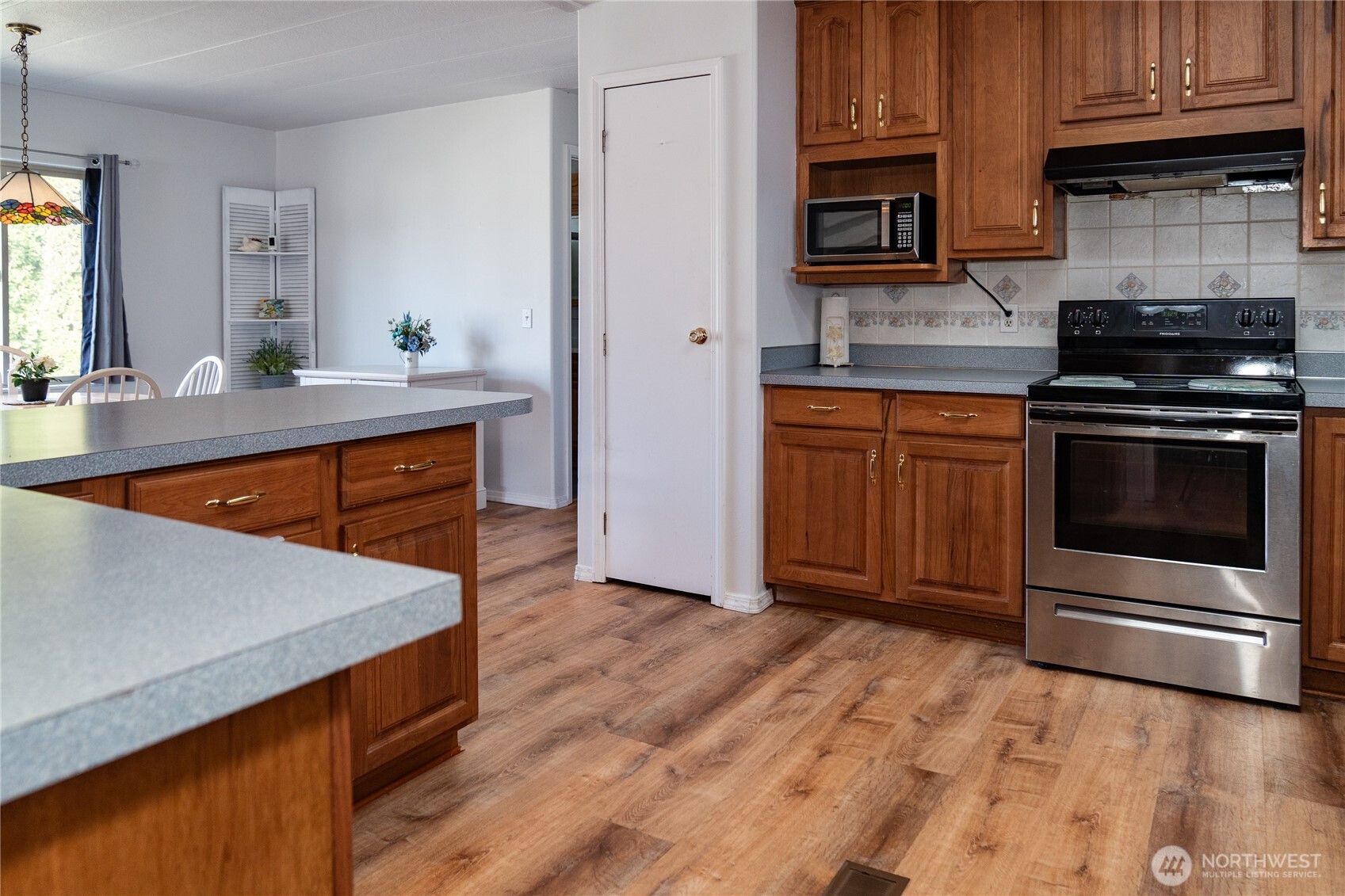 6 Donder Road Property Photo 10