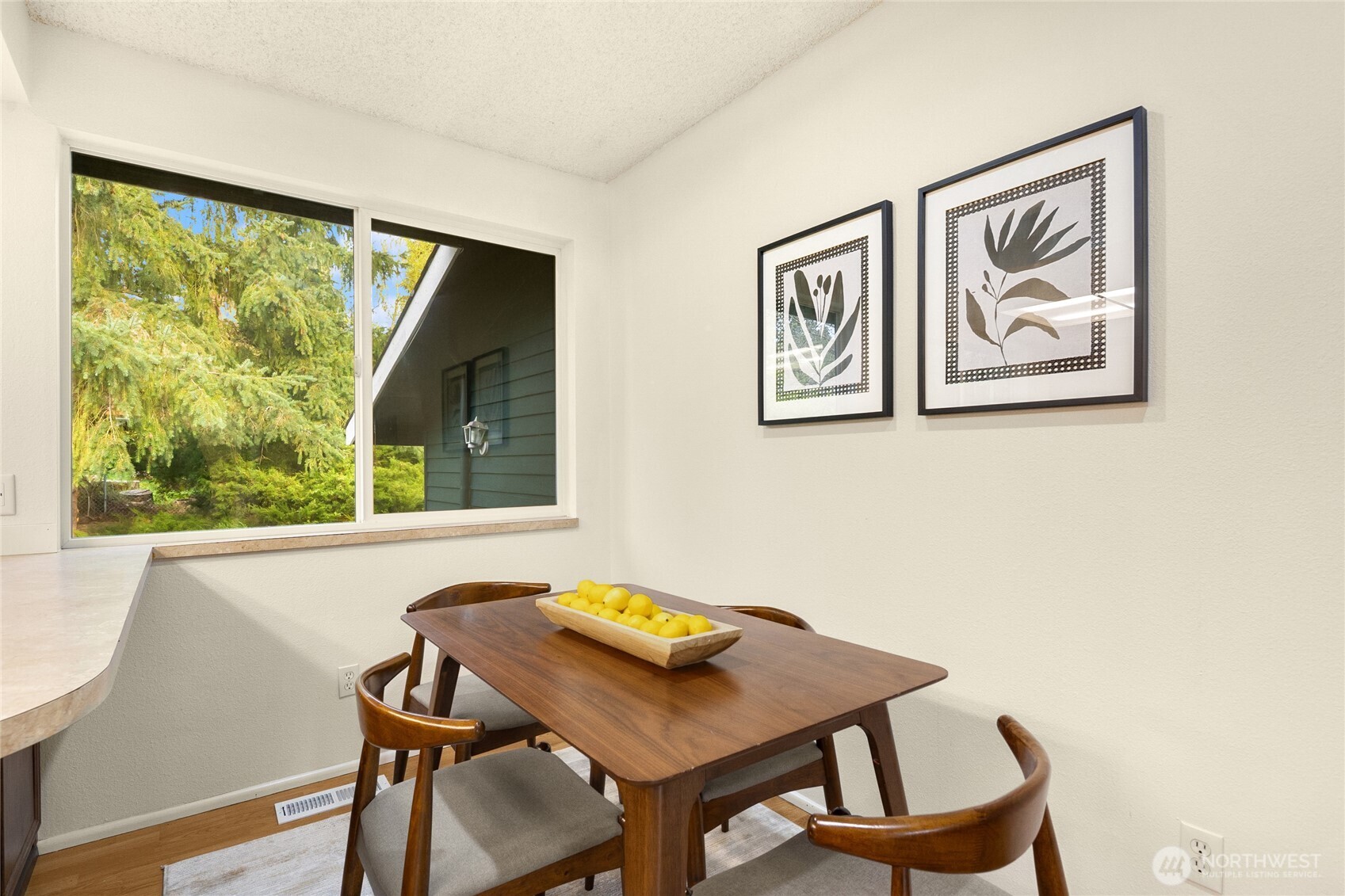 12511 37th Avenue Property Photo 15