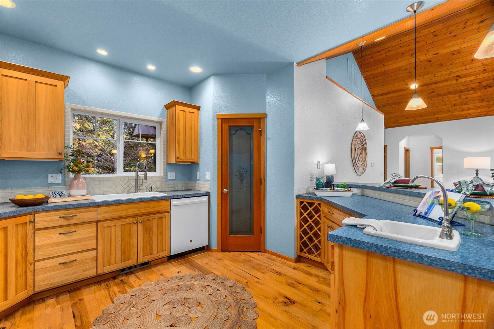 14723 Mcintosh Lane Property Photo 6