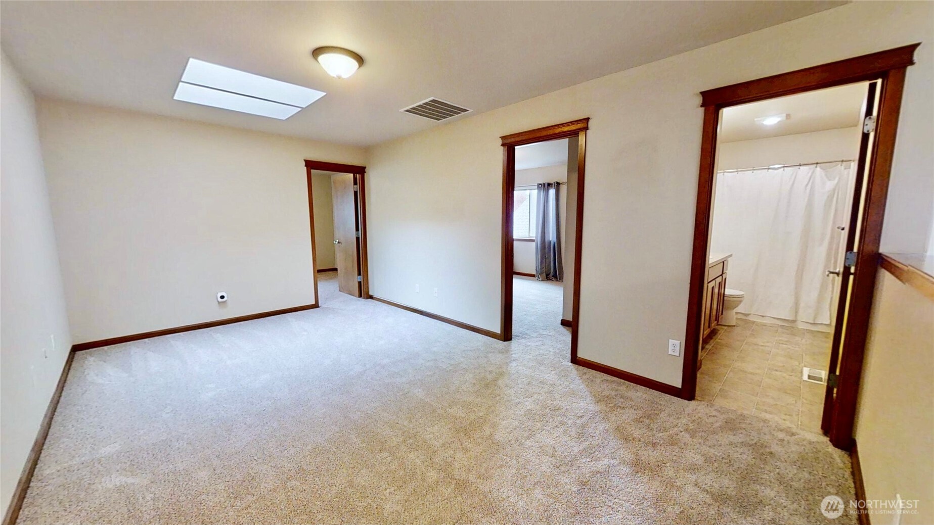 4709 Stonegate Street Property Photo 17