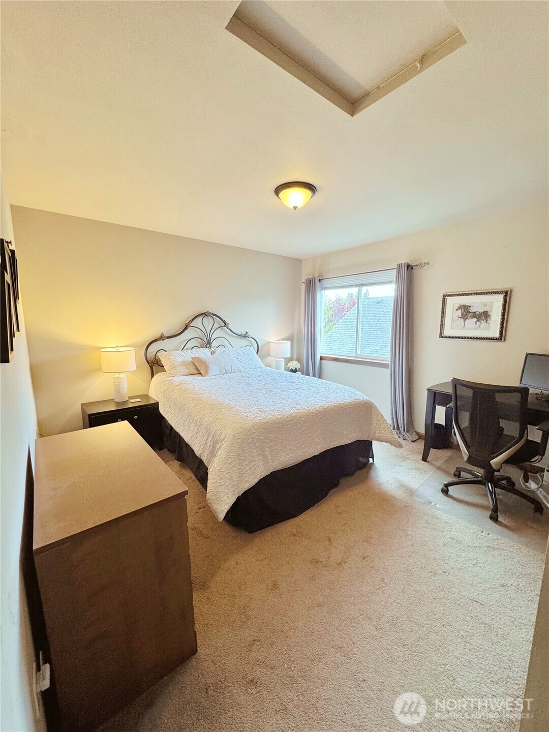 4709 Stonegate Street Property Photo 24