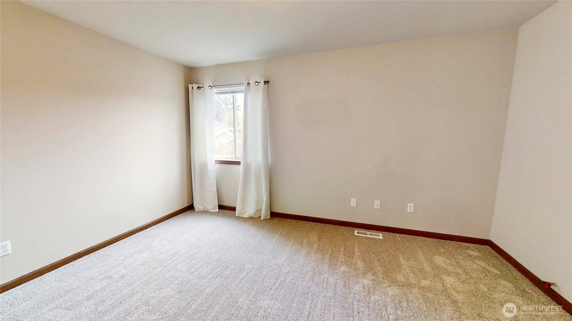 4709 Stonegate Street Property Photo 27