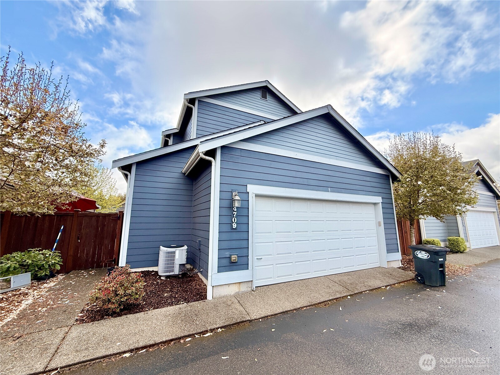 4709 Stonegate Street Property Photo 33