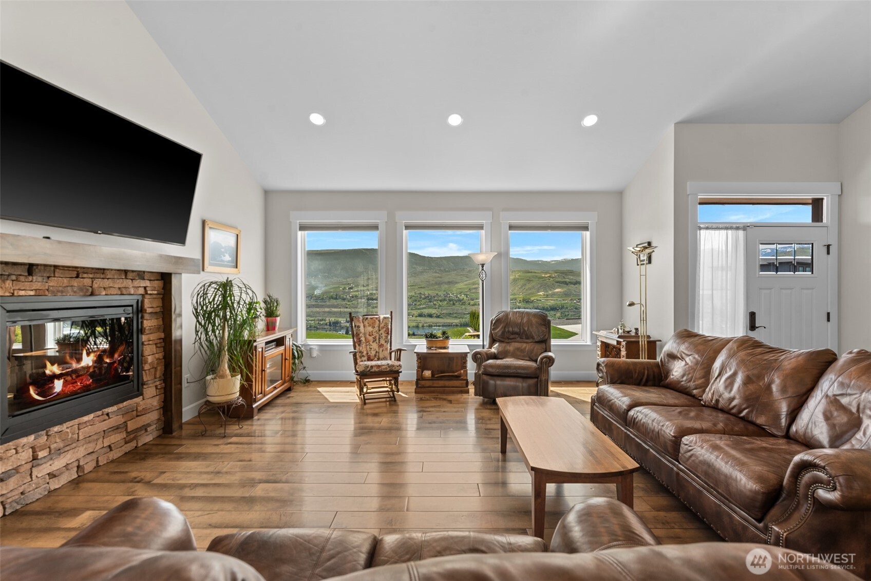 2741 Se Falcon View Drive Property Photo 8